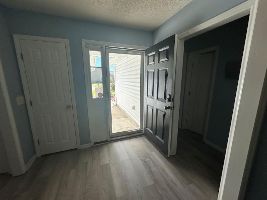 Вилла Adorable 3Br/2Ba W/ Garage 2Min Walk Ecu Health Гринвилл Экстерьер фото
